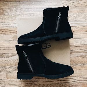 UGG Romely Zip Boot